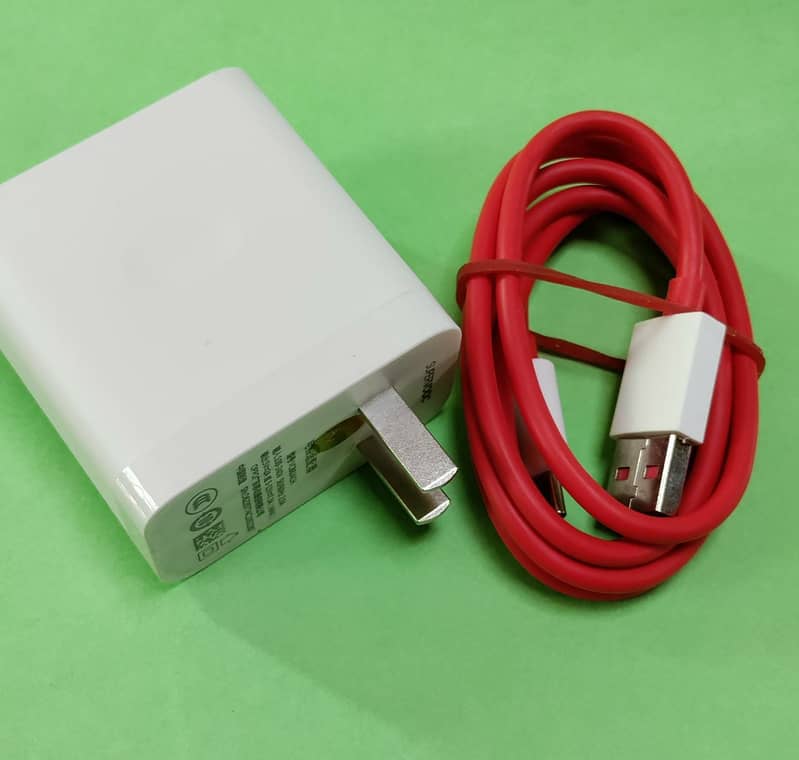 OnePlus charger 80w with cable 10 pro model 100% original box pulled 3