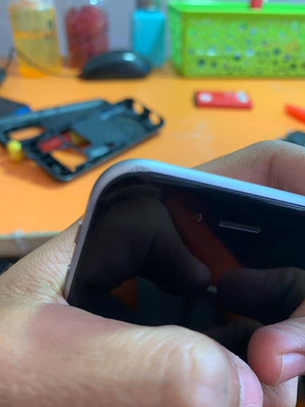iphone 6 /32 gb totally jenwan condition 10/10 2