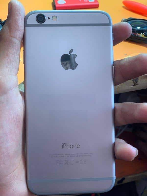 iphone 6 /32 gb totally jenwan condition 10/10 7