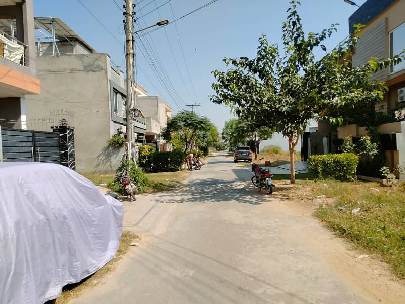 EXCELLENT LOCATION LEVEL PLOT AMONG HOUSES IS FOR SALE 5