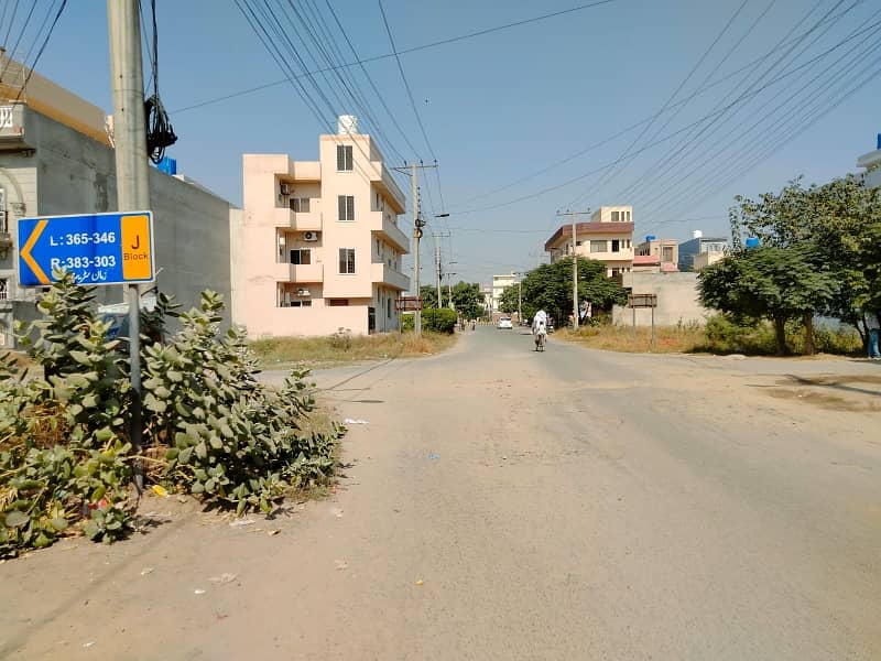 EXCELLENT LOCATION LEVEL PLOT AMONG HOUSES IS FOR SALE 8