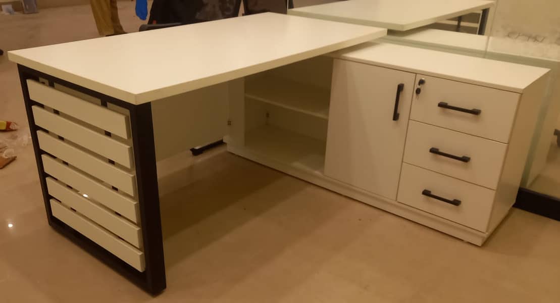 office chair/Computer desk /Staff Table /Study Chairs/revolving chai 13