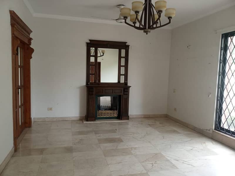 This Is Your Chance To Buy Upper Portion In Allama Iqbal Town 3