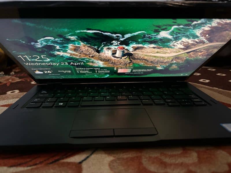 Dell laptop core I7 7 latitude 7600 6