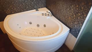 Bath Jacuzzi For Sale