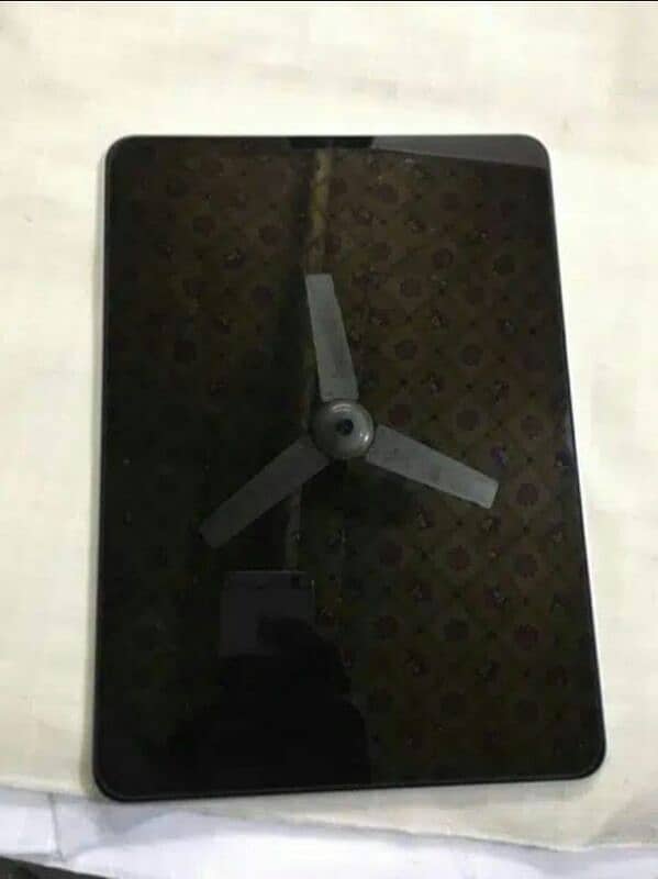 I pad pro M1 chip set 3rd Generation 0