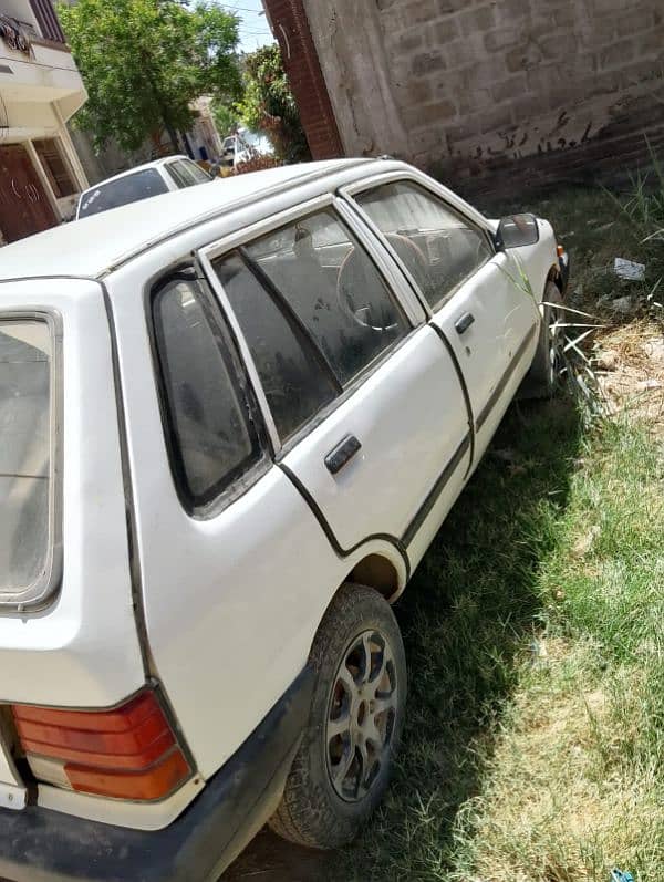 Suzuki Khyber 1992 3