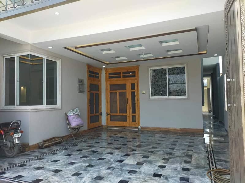 7 Marla Luxury house available for sale in Wapda Town tarujabba peshawar 2