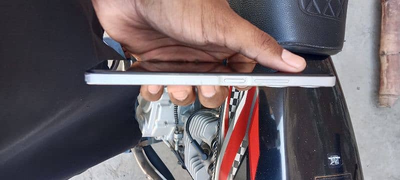 Infinix hot 30 3
