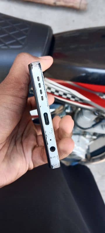Infinix hot 30 4