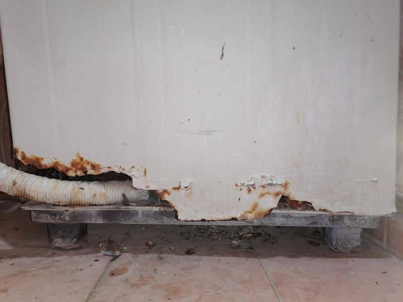 LG Semi-Automatic Washing Machine WP-8100 (scraped) 5