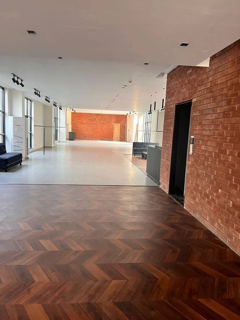 Commercial Office Space Facing Main Boulevard Gulberg 6