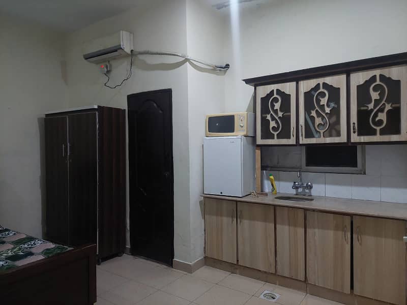 1 Bedroom Fully Furnished Flat For Sale In Block H-3 Johar Town Lahore 12