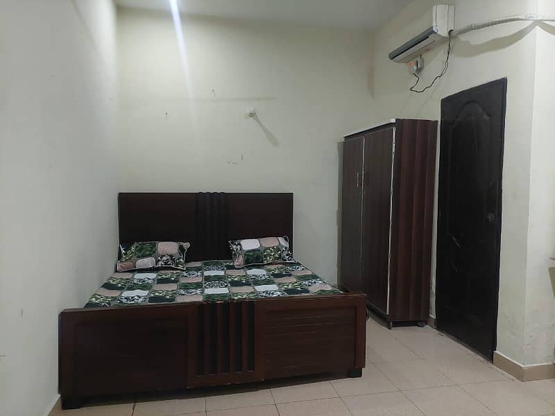 1 Bedroom Fully Furnished Flat For Sale In Block H-3 Johar Town Lahore 13
