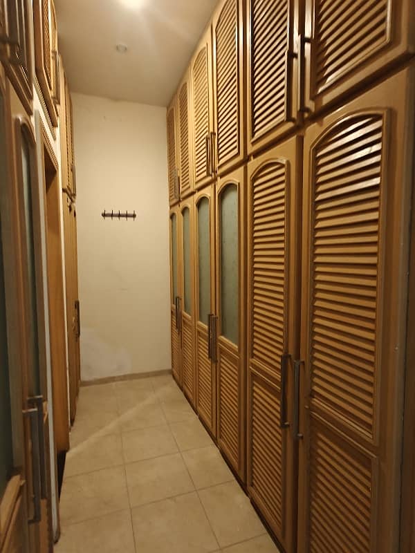 ideal house for rent in F 7 16