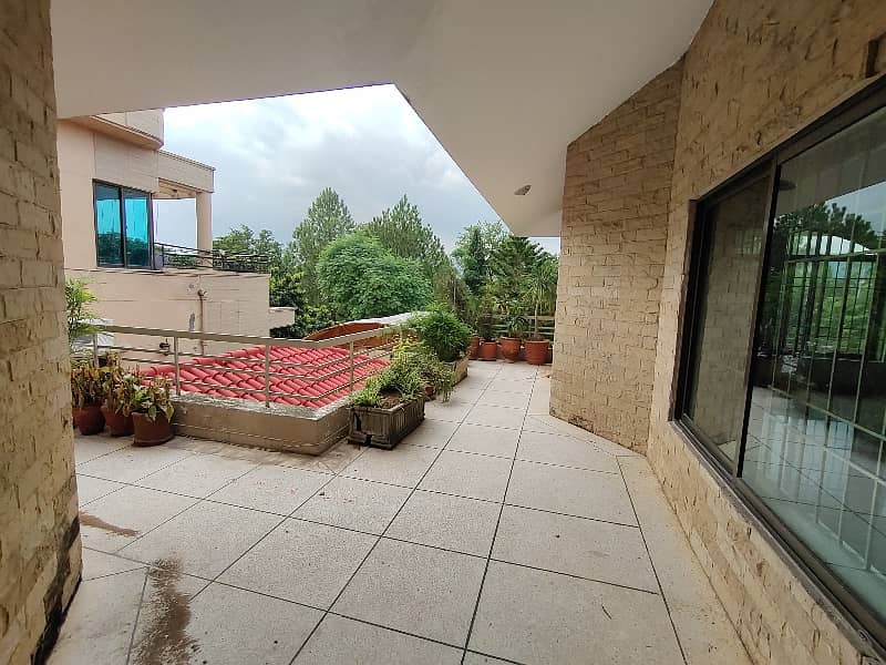 F-11 666 SQ Yard 5 Bed With 2 Knal Extra Land Main Location Full House Available For Rent 43