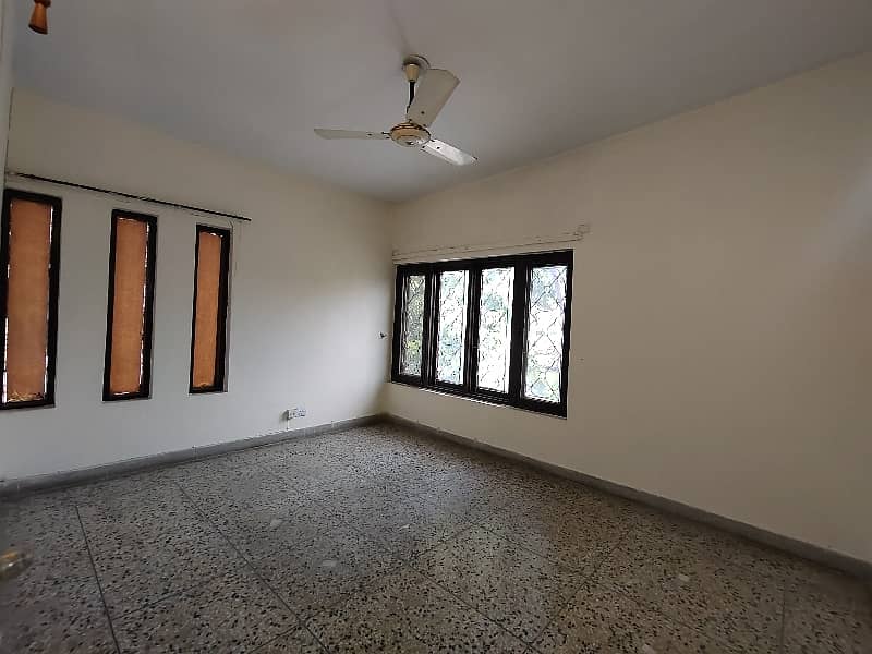 F-8 Up 3 Bed Upper Portion Available For Rent 2