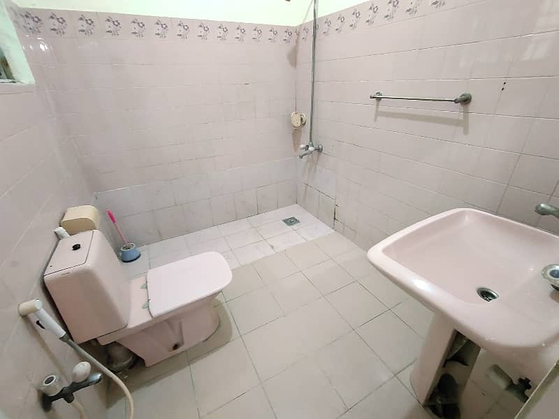 F-10 500sq yd 2 Bed Beautiful Portion Available For Rent 8