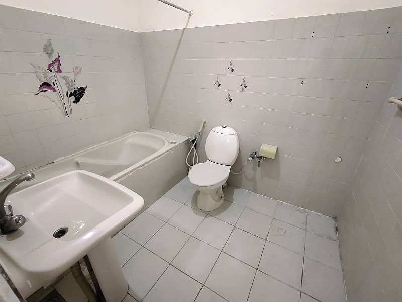 F-10 500sq yd 2 Bed Beautiful Portion Available For Rent 12