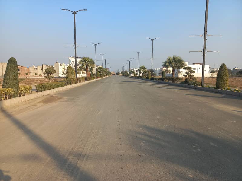 5 Marla Residential Plot For Sale In Sahiwal Al Razzaq Royals 1