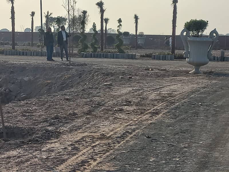 5 Marla Residential Plot For Sale In Sahiwal Al Razzaq Royals 4