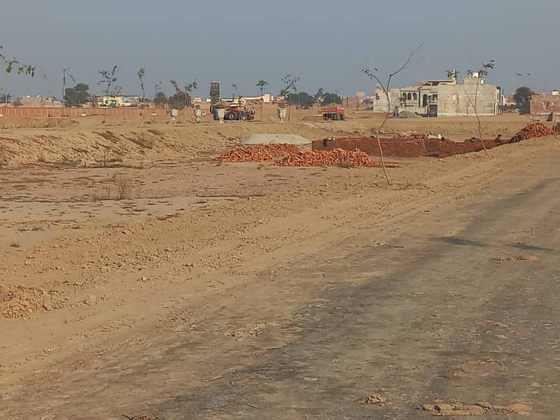 5 Marla Residential Plot For Sale In Sahiwal Al Razzaq Royals 5