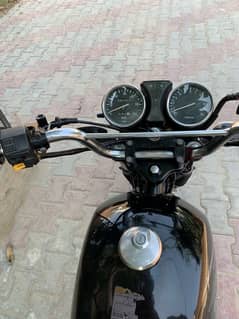 Suzuki GS 150 special edition