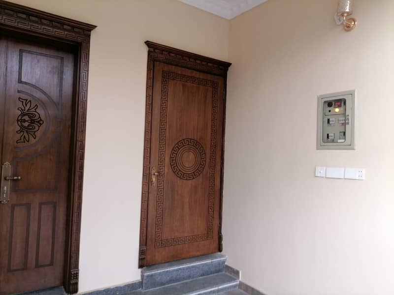 3 Marla House In Cavalry Extension Is Available 6