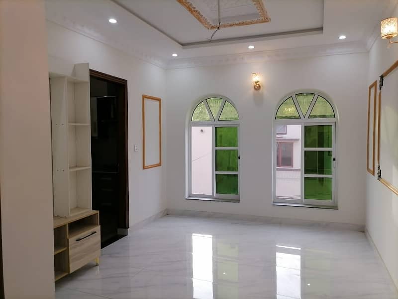 3 Marla House In Cavalry Extension Is Available 9