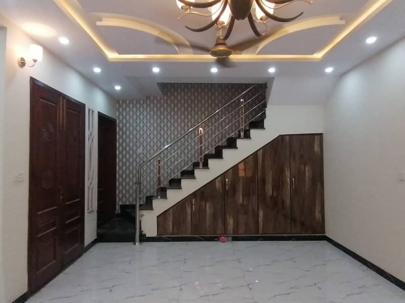 Cavalry Extension 5 Marla House Up For Rent 4
