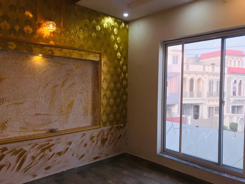 A 5 Marla House In Cavalry Extension Is On The Market For Sale 1