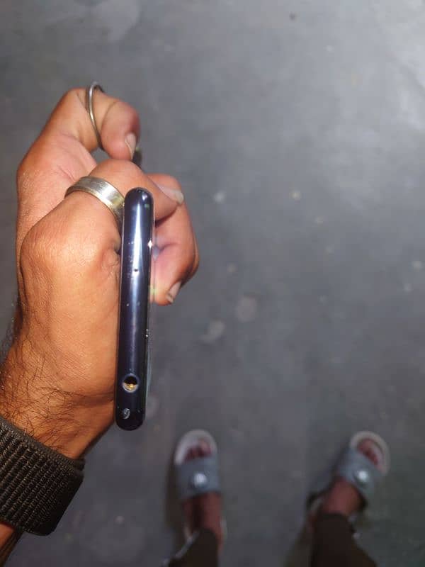 Sony Xperia 5 Mark II 3