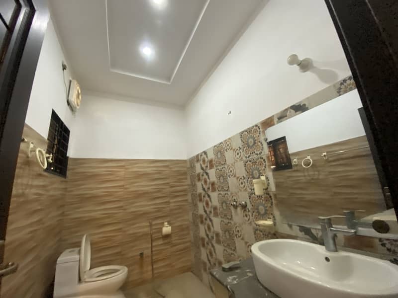 10 Marla Slightly Used House For Sale In Wafi Citi Citi Housing Gujranwala 11