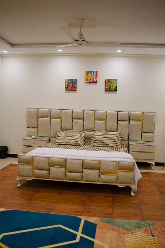 3 Bedrooms apartment available on daily and weekly basis 1