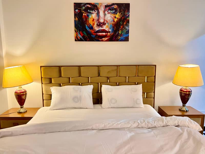 3 Bedrooms apartment available on daily and weekly basis 7