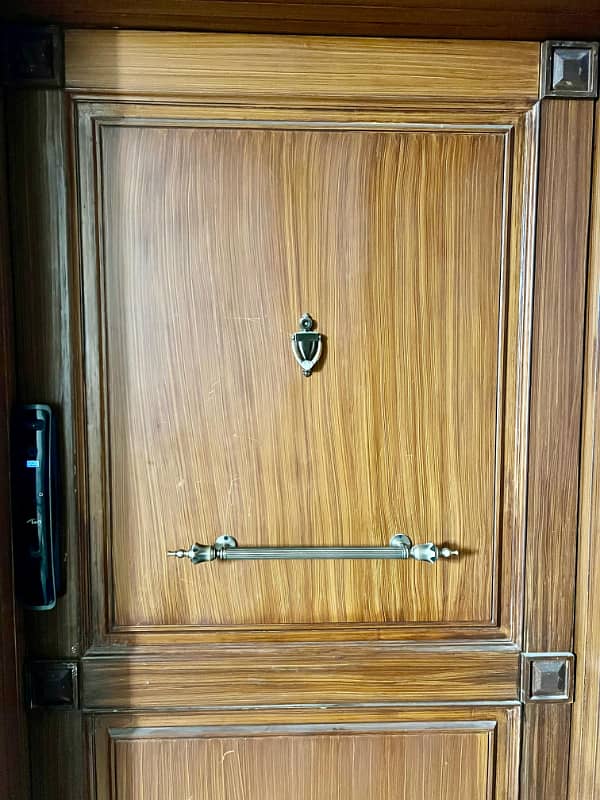 3 Bedrooms apartment available on daily and weekly basis 12