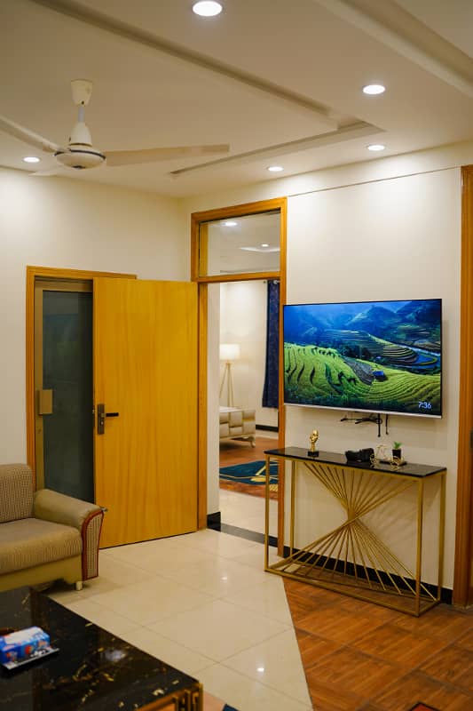 3 Bedrooms apartment available on daily and weekly basis 42