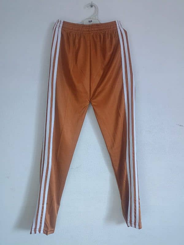 men's micro polester troures and trakesoute 1