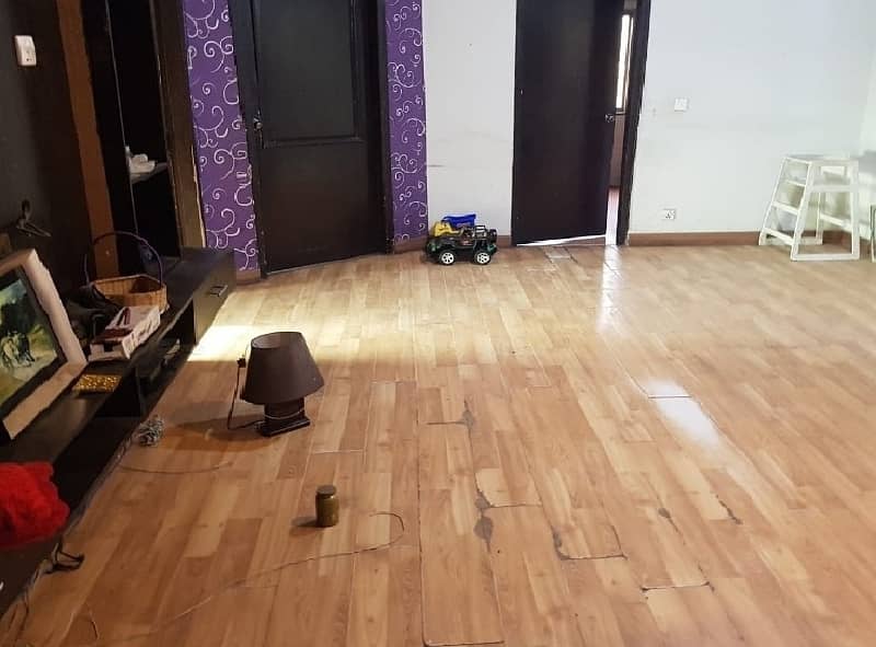 4 Marla 2nd Floor Office For Rent In DHA Phase 3,Block Y, Lahore. 7