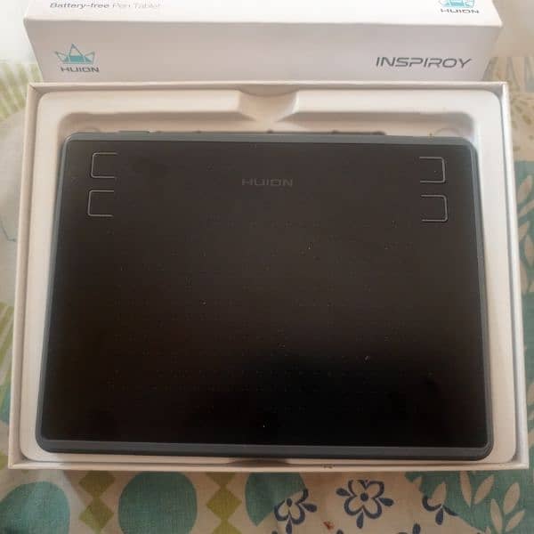 Huion Inspiroy Battery free pen tablet 4