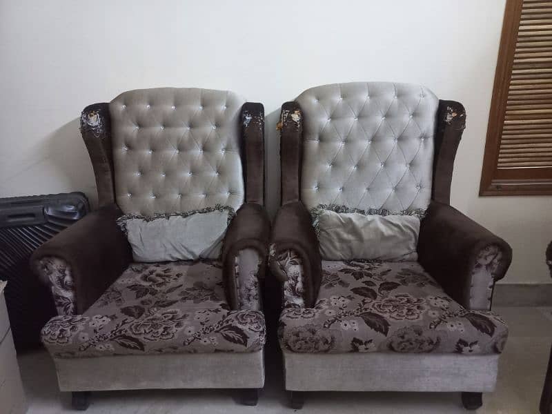 Sofa set 0