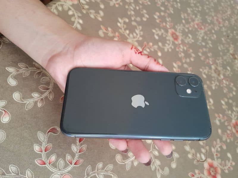 iphone11 for urgent sale 0