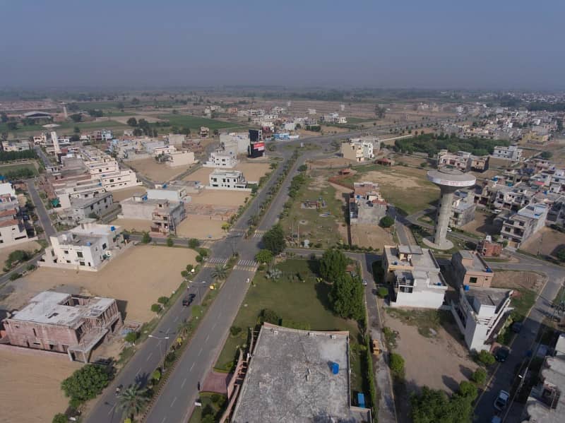 Prime Location 5 Marla Residential Plot In Park View City For sale At Good Location 7