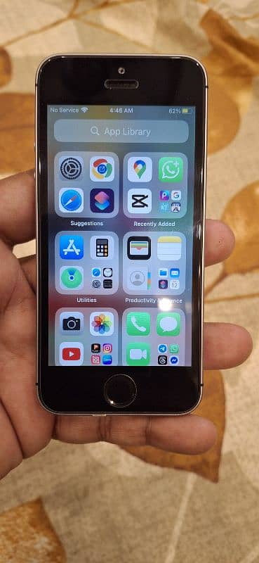Iphone 5SE 64 GB Water Pack Battery health 94% Non PTA 2 month Sim Tim 6