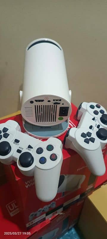 HY 300 ANDROID + GAMING PROJECTOR 0