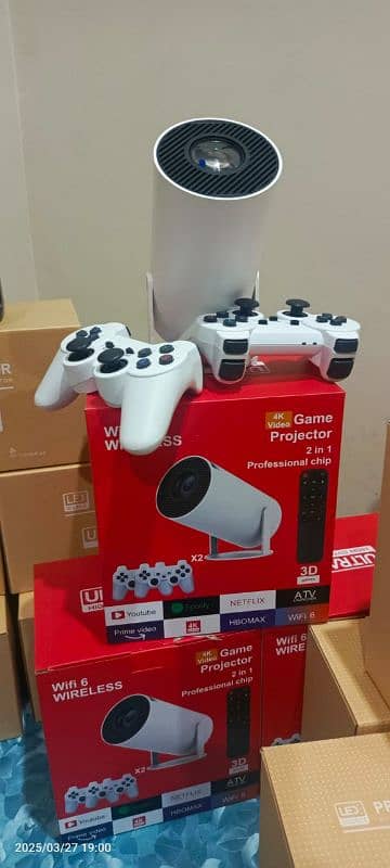 HY 300 ANDROID + GAMING PROJECTOR 10
