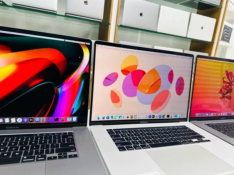 MacBook Pro 2019 | 16-inches | Intel Core i7 | 32GB With 1TB Storage 0