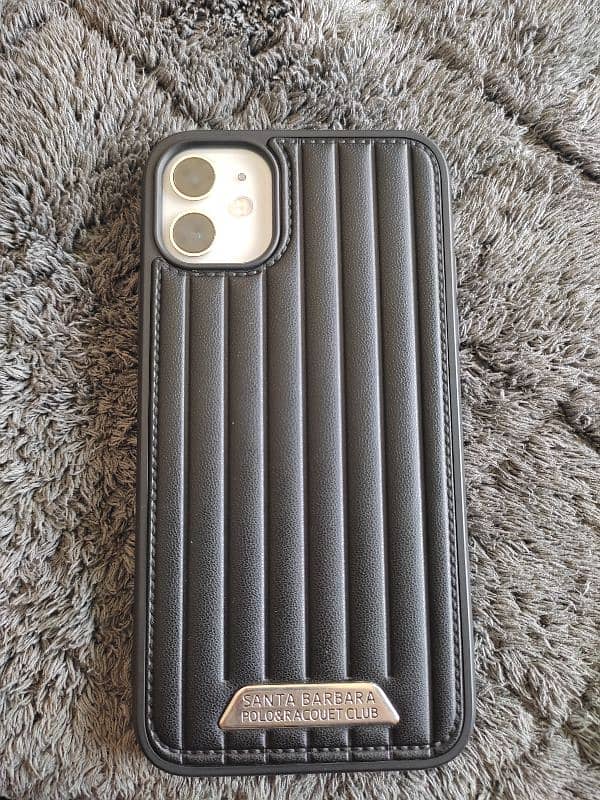 Iphone 11 super excellent condition 6