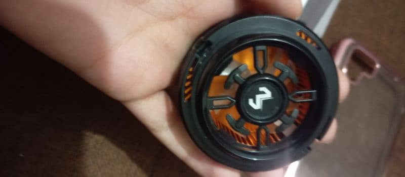 aqus r2 with Colling fan 60 fps PUBG 9