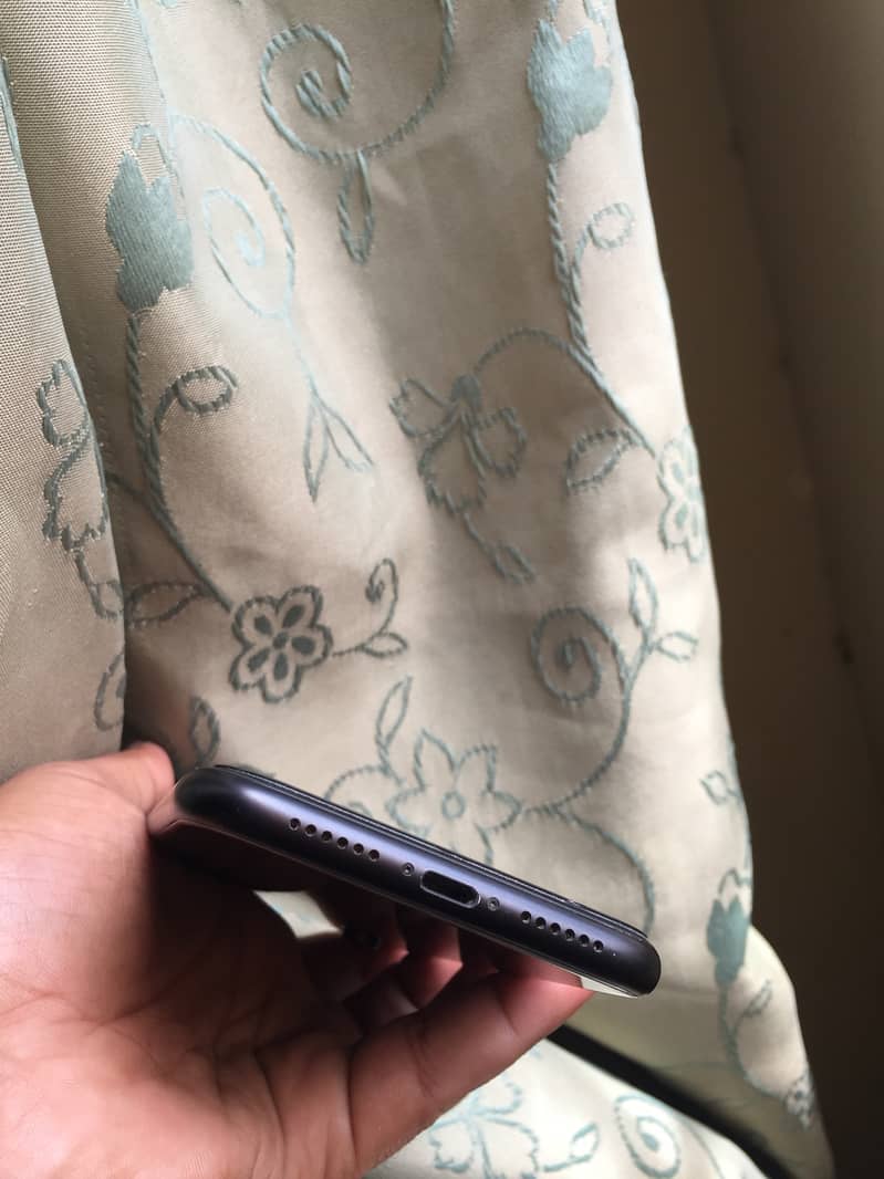 iphone xr jv 1